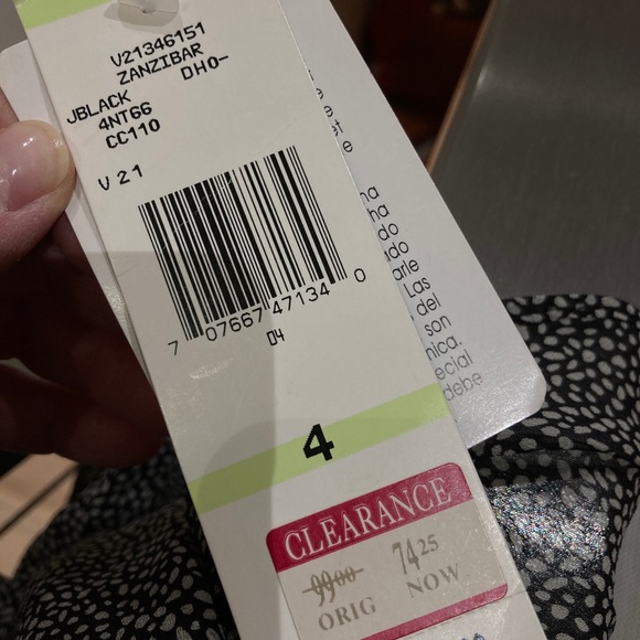 JONES NEW YORK SILK SKIRT. SIZE 4. NWT. - Picture 6 of 7